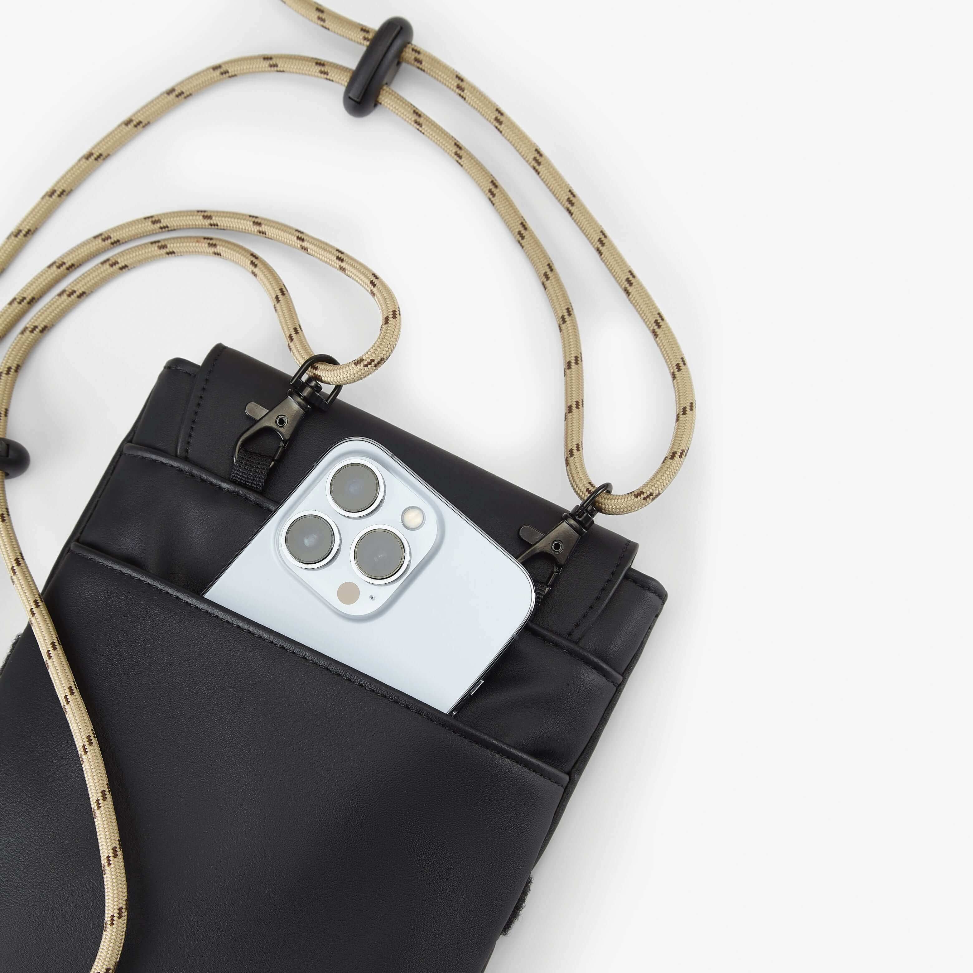 Topology strap