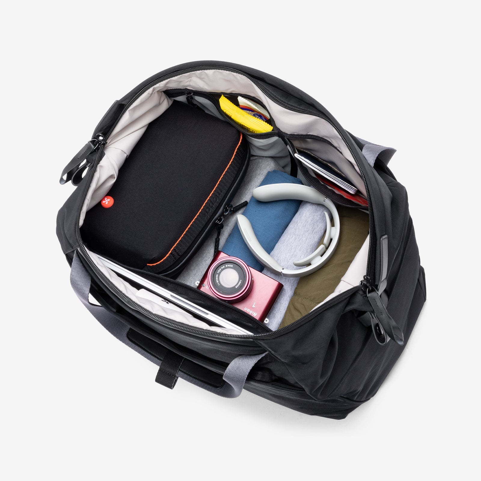 Mopak Weekender Duffel Bag_one week travel big compartment #color_black