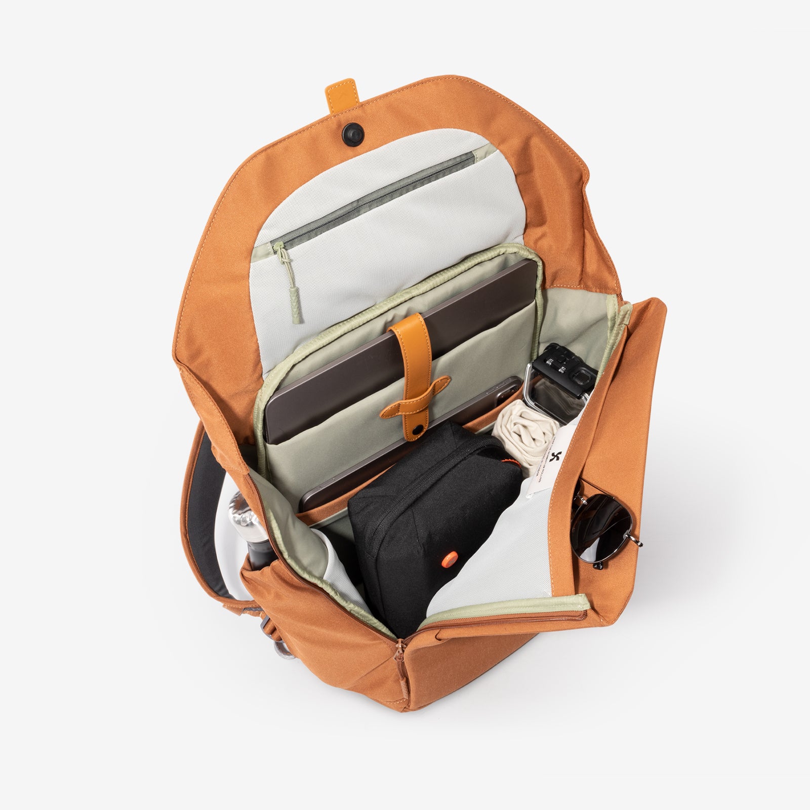 Mopak Sleek Backpack lots of pockets #color_brown