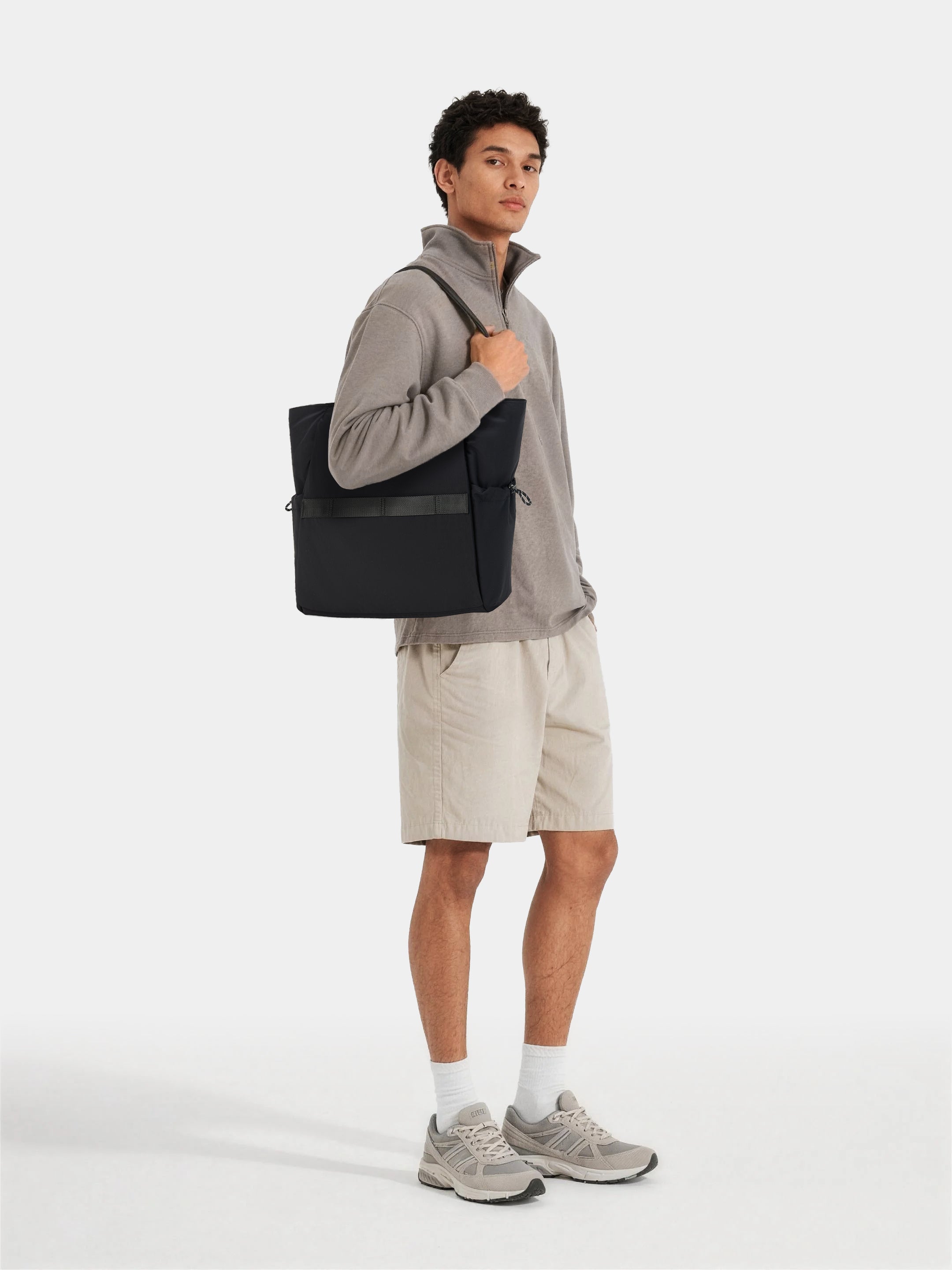 Air Daily Tote