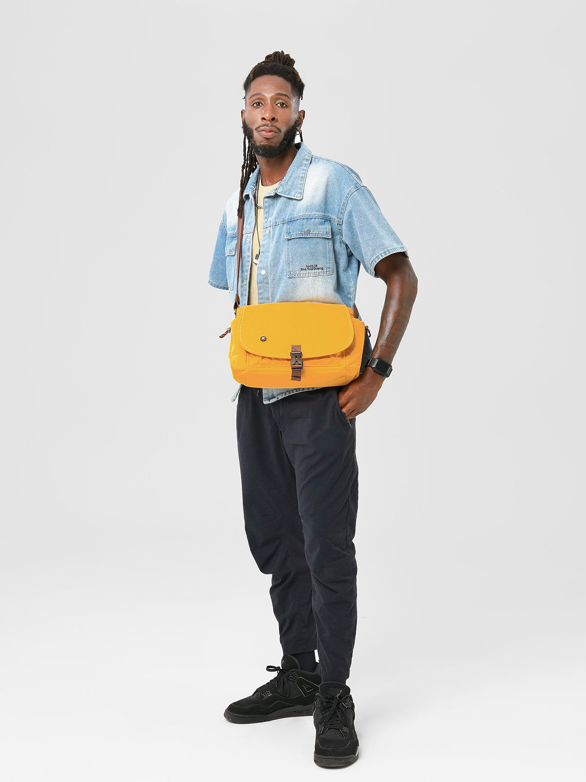 Coast Courier Bag
